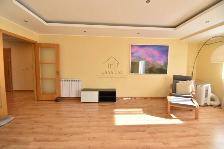 Apartamento T3 para Arrendamento em Alhandra, São João dos Montes e Calhandriz Foto 12
