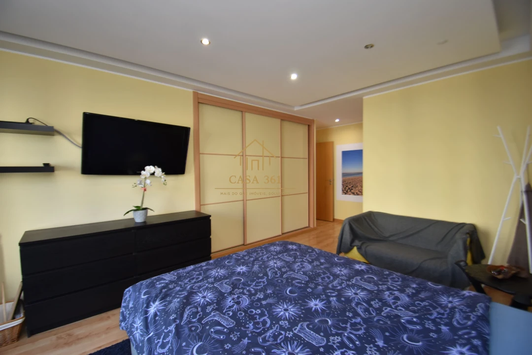 Apartamento T3 para Arrendamento em Alhandra, São João dos Montes e Calhandriz Foto 27