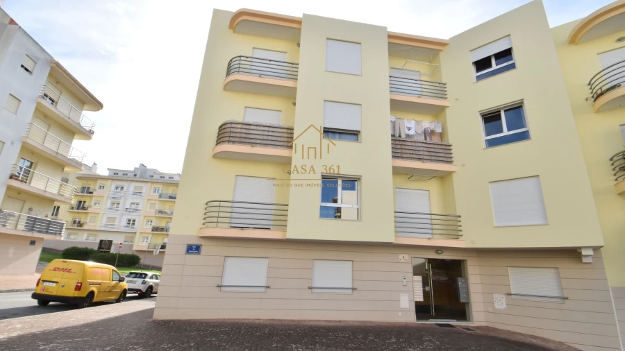 Apartamento T3 para Arrendamento em Alhandra, São João dos Montes e Calhandriz