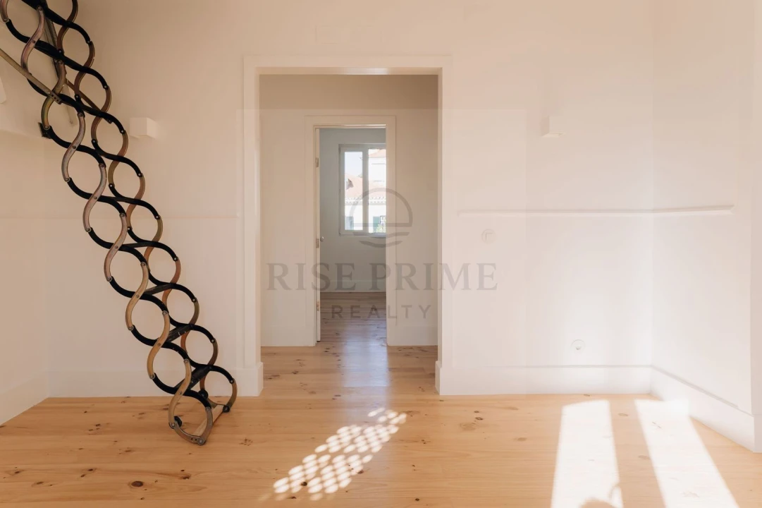 Apartamento T3 para Venda em Algés, Linda-A-Velha e Cruz Quebrada-Dafundo Foto 5