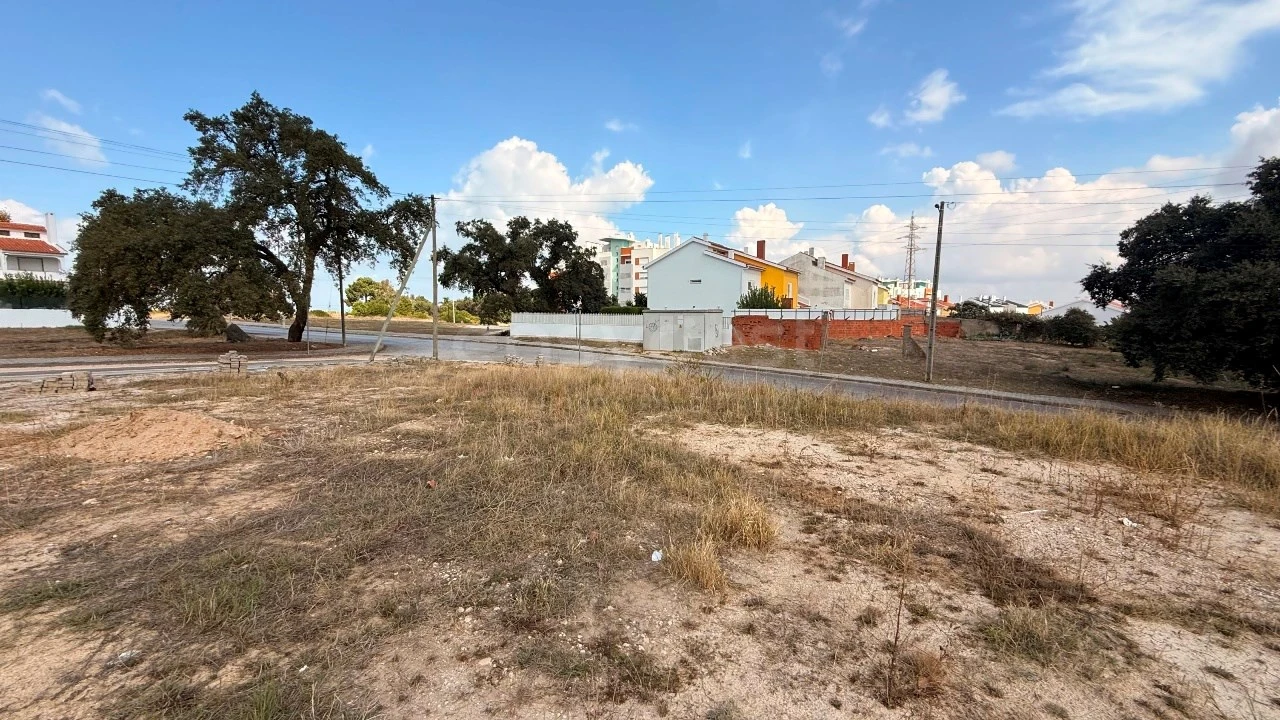 Terreno para Venda em Santo Antonio da Charneca Foto 6