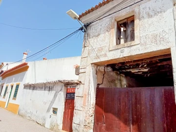 Terreno para Venda em Comenda