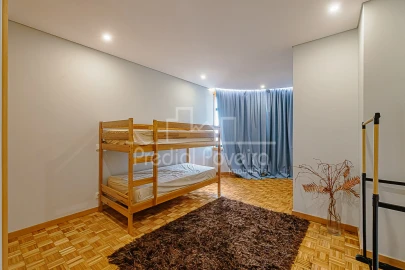 Apartamento T4 para Venda em Aver-O-Mar, Amorim e Terroso