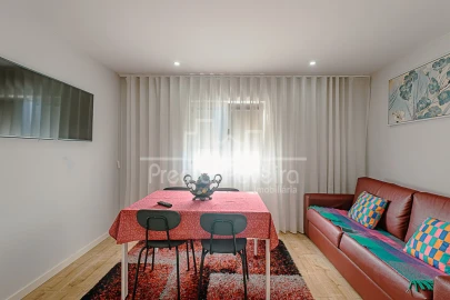 Apartamento T1 para Venda em Póvoa de Varzim, Beiriz e Argivai