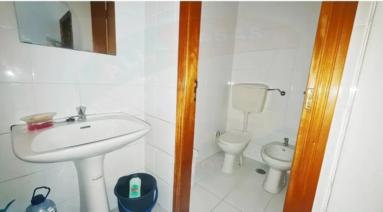 Loja para Venda em Falagueira-Venda Nova Foto 10