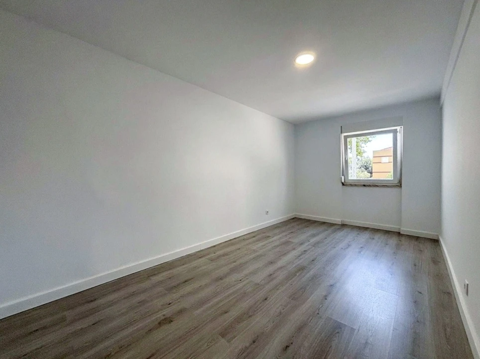 Apartamento T3 para Venda em Cacém e São Marcos Foto 8