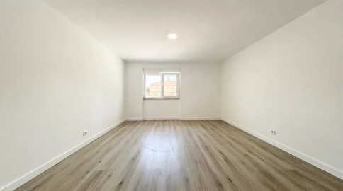 Apartamento T3 para Venda em Cacém e São Marcos