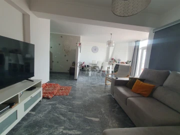 Apartamento T3 para Venda em Algueirão-Mem Martins
