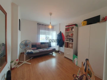 Apartamento T3 para Venda em Algueirão-Mem Martins