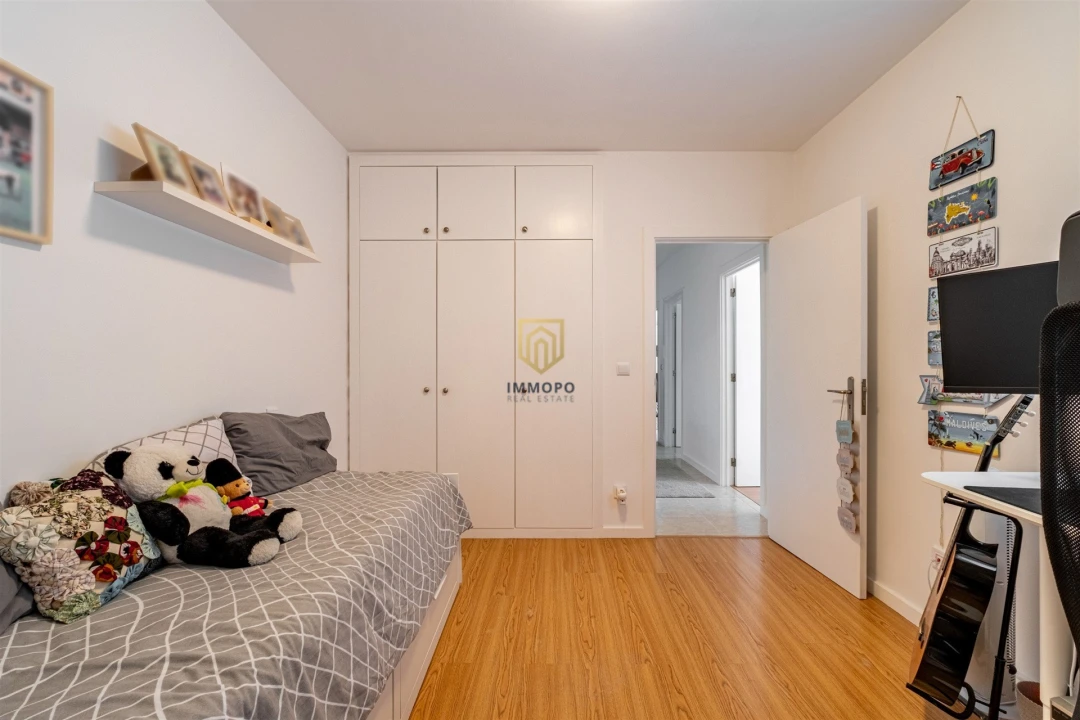 Apartamento T2 para Venda em Valongo Foto 16