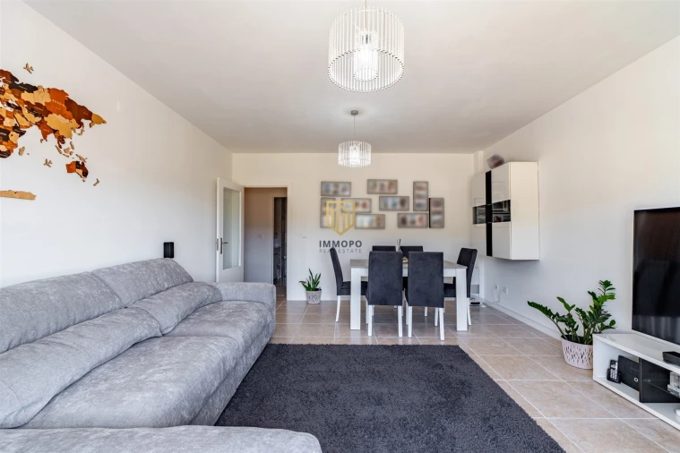 Apartamento T2 para Venda em Valongo Foto 3