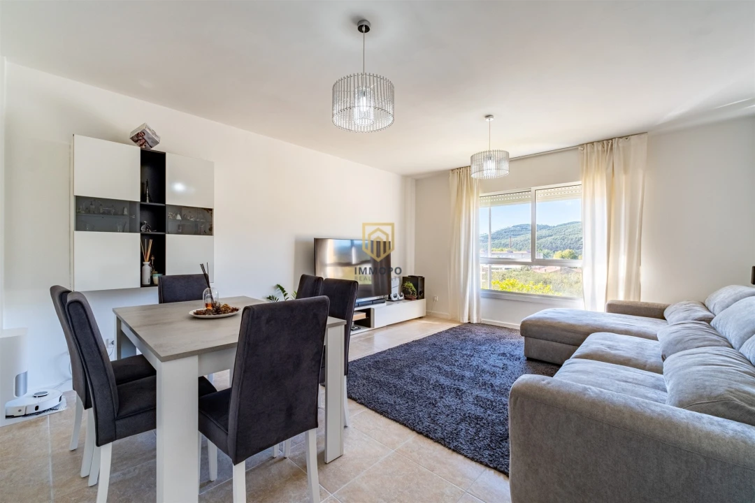 Apartamento T2 para Venda em Valongo Foto 1