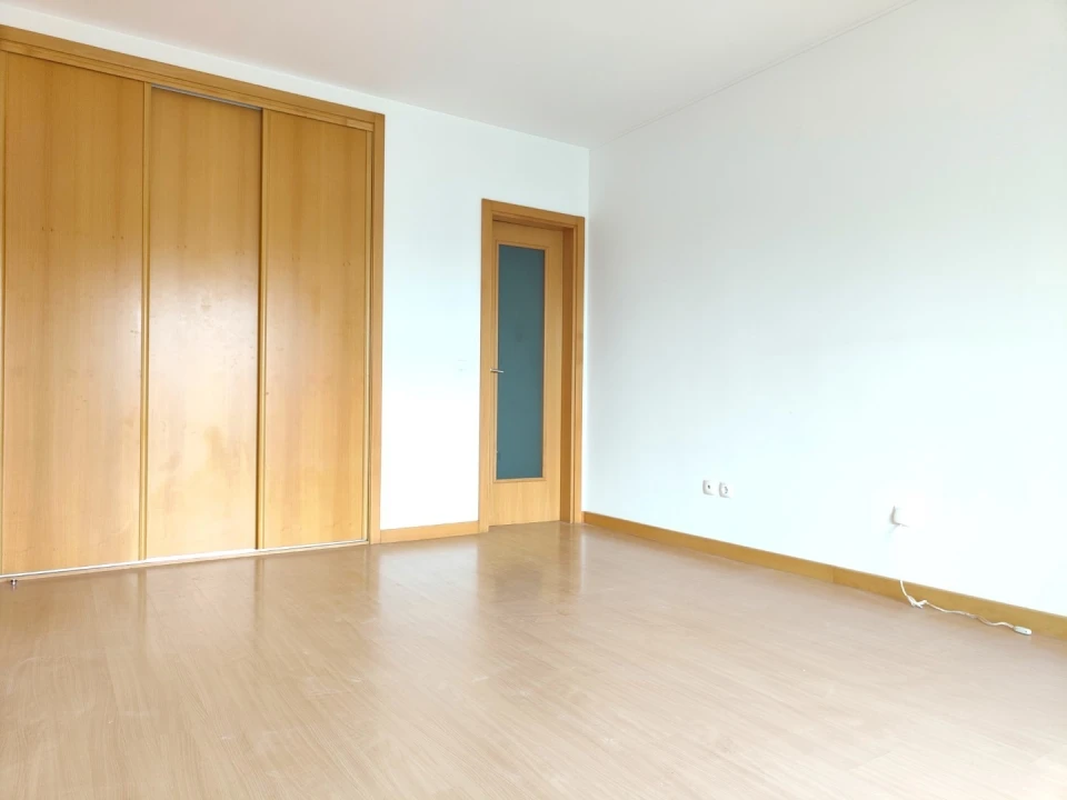Apartamento T2 para Arrendamento em Esgueira Foto 14