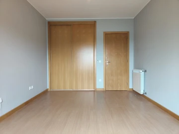Apartamento T2 para Arrendamento em Esgueira
