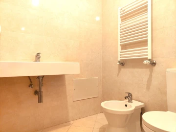 Apartamento T2 para Arrendamento em Esgueira