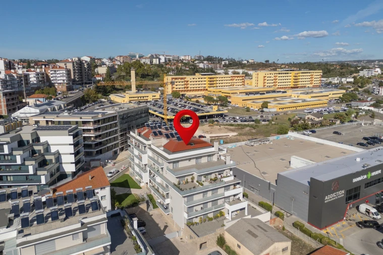 Apartamento T3 para Venda em Leiria, Pousos, Barreira e Cortes Foto 48
