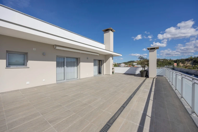 Apartamento T3 para Venda em Leiria, Pousos, Barreira e Cortes Foto 4