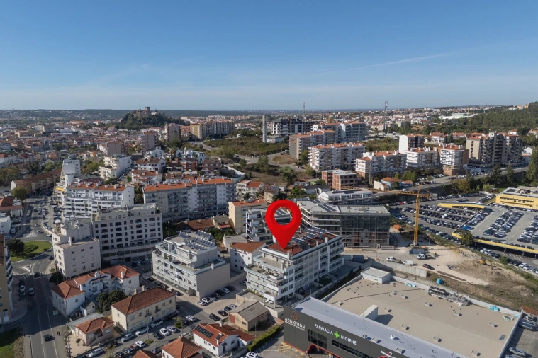 Apartamento T3 para Venda em Leiria, Pousos, Barreira e Cortes Foto 49
