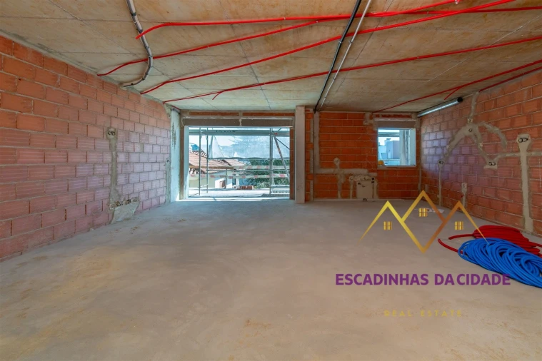 Apartamento T2 para Venda em Loures Foto 11