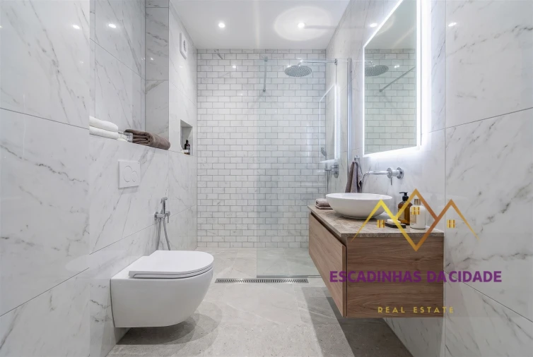 Apartamento T2 para Venda em Loures Foto 7