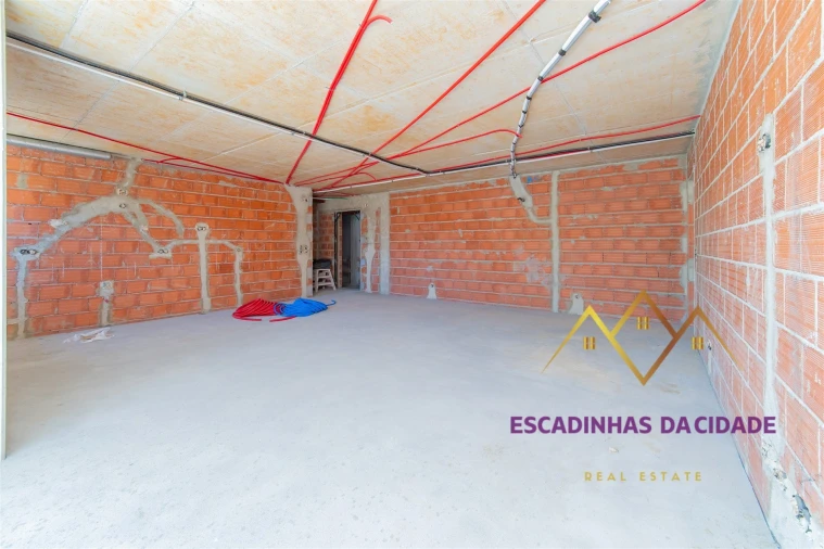 Apartamento T2 para Venda em Loures Foto 13