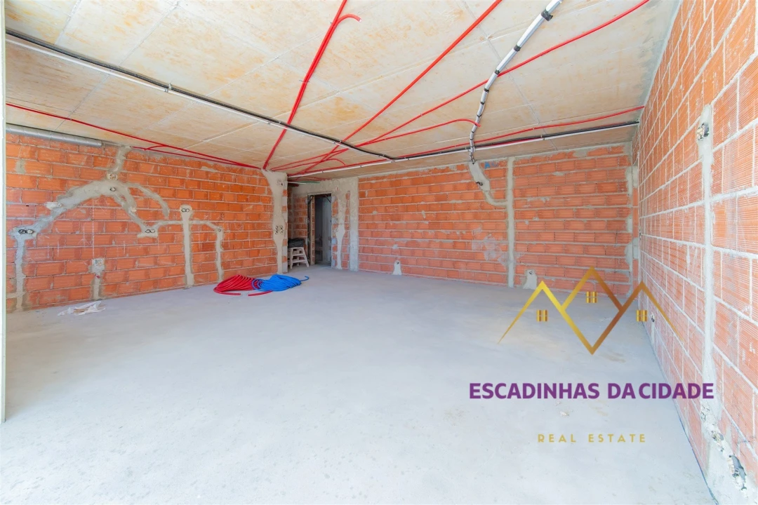 Apartamento T2 para Venda em Loures Foto 13
