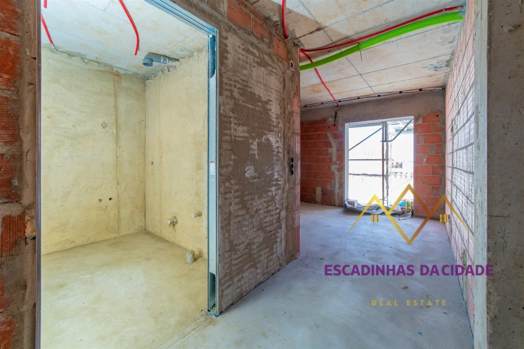 Apartamento T2 para Venda em Loures Foto 17