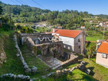 Moradia T0 para Venda em Ponte da Barca, V.N. Muía, Paço Vedro Magalhães