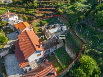 Moradia T0 para Venda em Ponte da Barca, V.N. Muía, Paço Vedro Magalhães