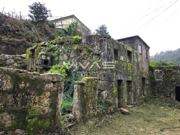 Moradia T0 para Venda em Ponte da Barca, V.N. Muía, Paço Vedro Magalhães