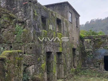 Moradia T0 para Venda em Ponte da Barca, V.N. Muía, Paço Vedro Magalhães
