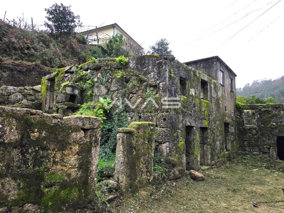 Moradia T0 para Venda em Ponte da Barca, V.N. Muía, Paço Vedro Magalhães Foto 1