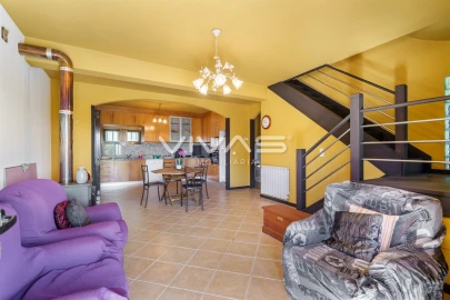 Moradia T4 para Venda em Dossãos