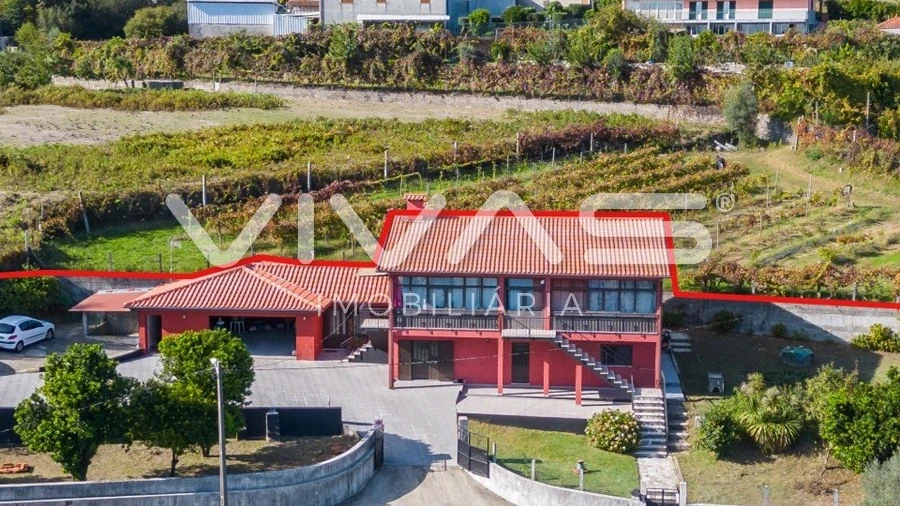 Moradia T4 para Venda em Dossãos