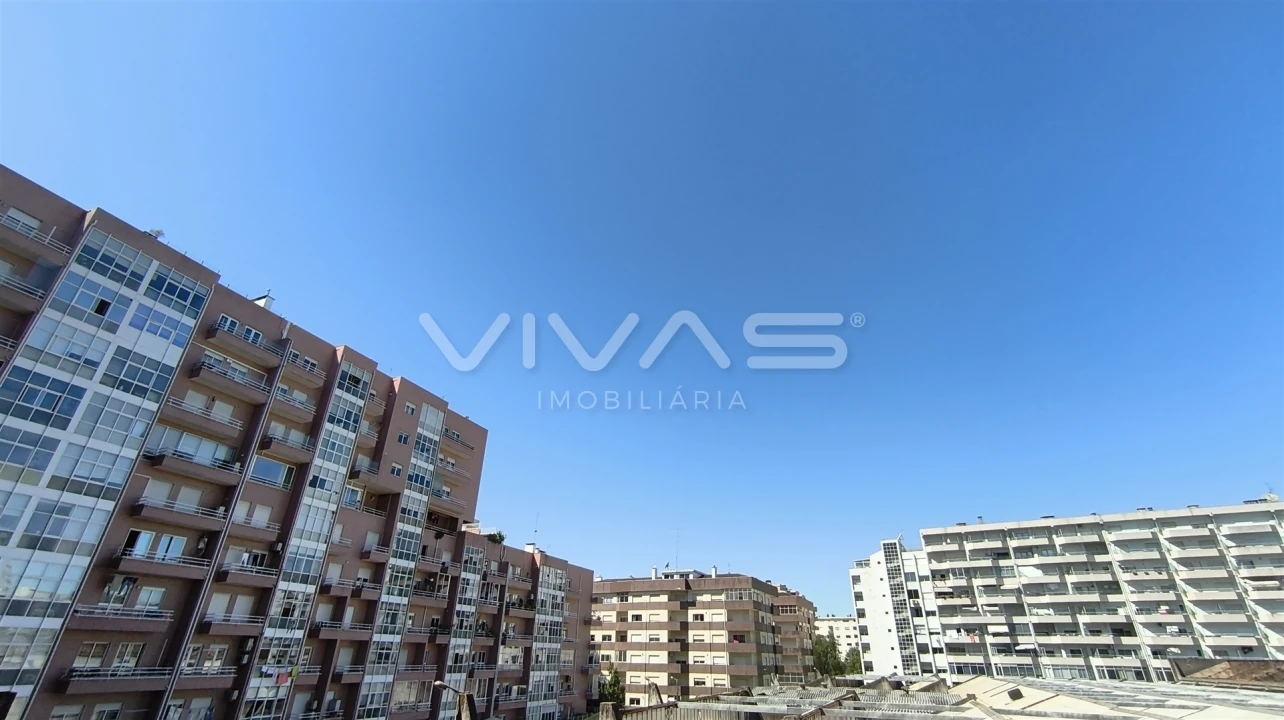 Apartamento T3 para Arrendamento em São Vitor (Braga) Foto 30