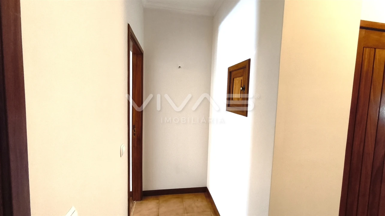 Apartamento T3 para Arrendamento em São Vitor (Braga) Foto 16
