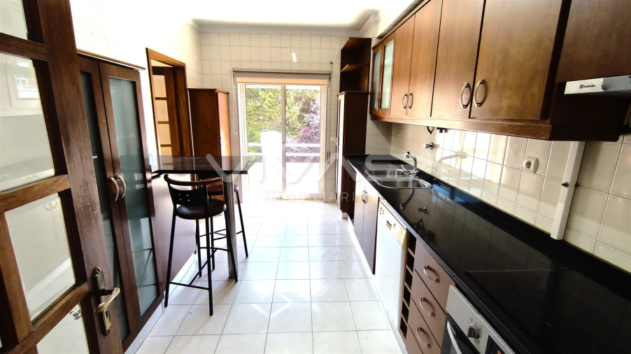 Apartamento T3 para Arrendamento em São Vitor (Braga) Foto 10