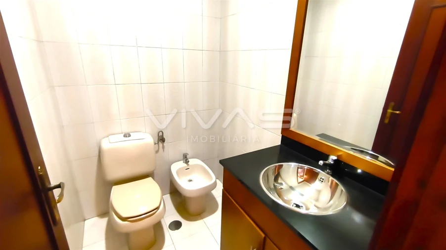 Apartamento T3 para Arrendamento em São Vitor (Braga) Foto 18