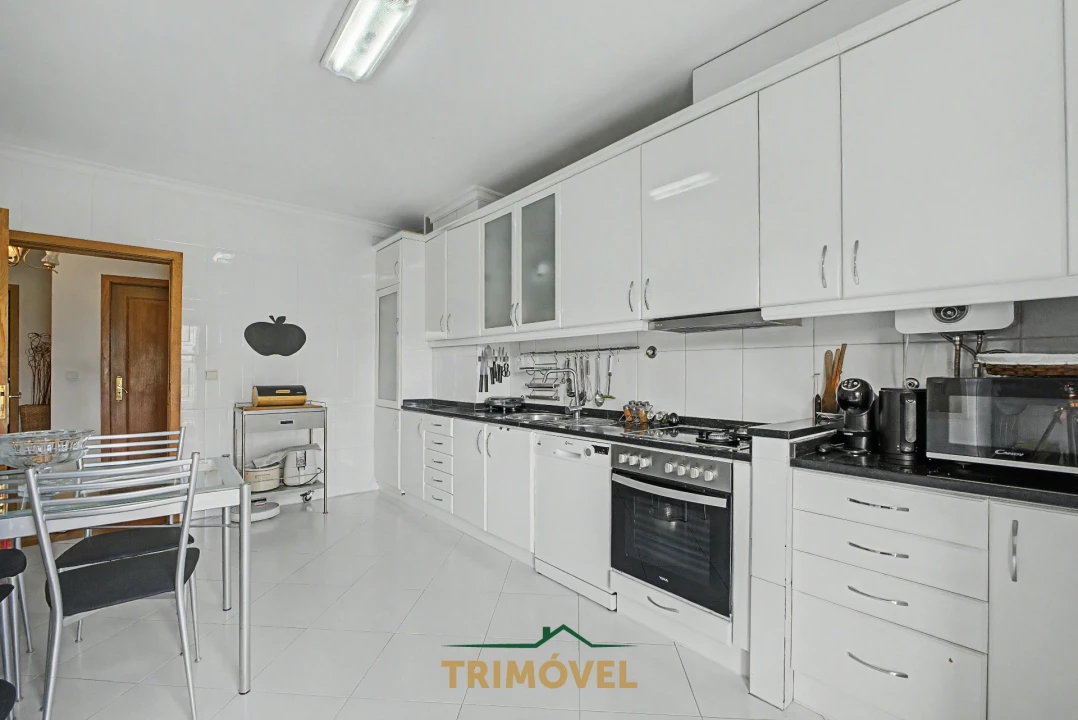 Apartamento T3 para Venda em São João da Madeira Foto 8