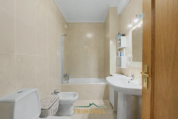 Apartamento T3 para Venda em São João da Madeira Foto 15