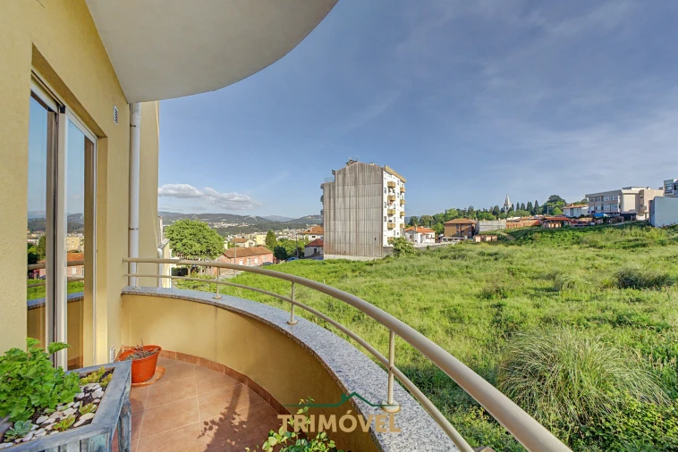 Apartamento T3 para Venda em São João da Madeira Foto 7