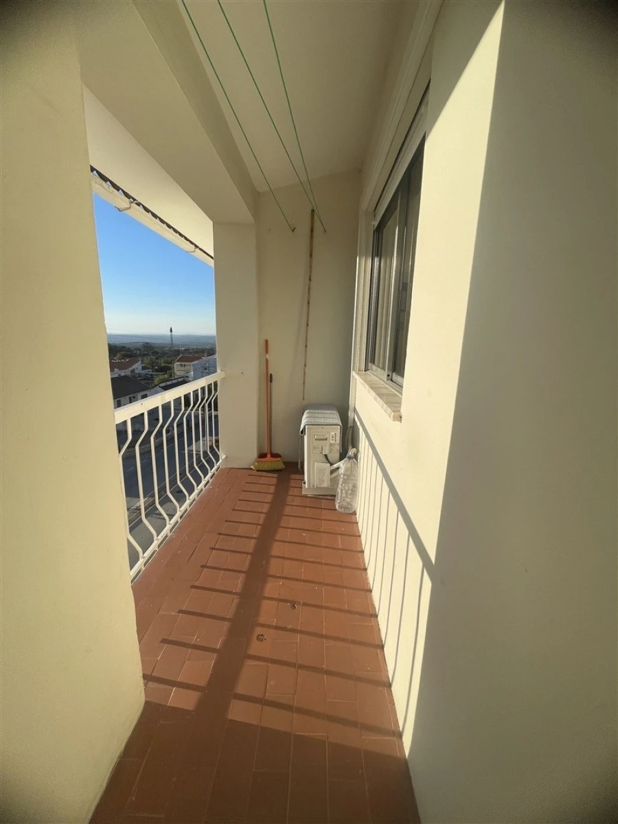 Apartamento T1 para Venda em Gouveia (São Pedro e São Julião) Foto 13