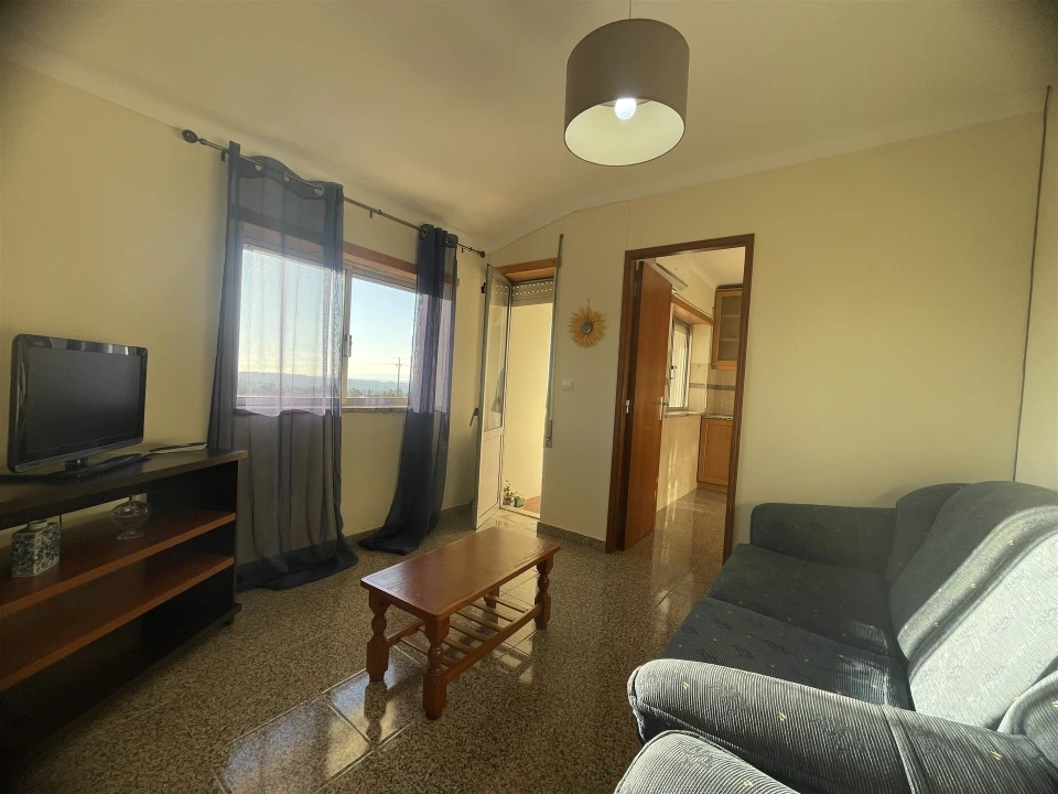 Apartamento T1 para Venda em Gouveia (São Pedro e São Julião) Foto 10