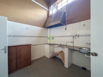 Loja para Arrendamento em Castelo Branco