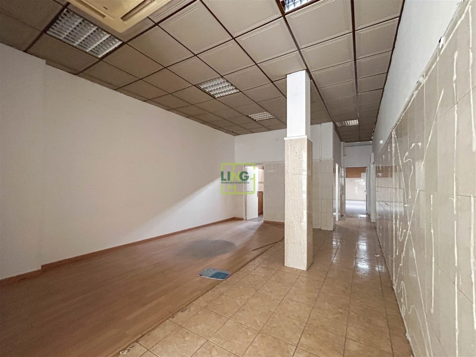 Loja para Arrendamento em Castelo Branco Foto 7