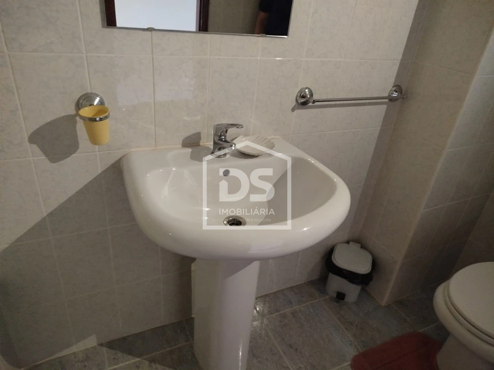 Apartamento T2 para Venda em Currelos, Papízios e Sobral Foto 9