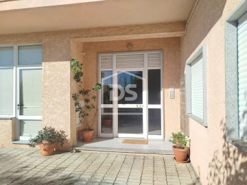 Apartamento T2 para Venda em Currelos, Papízios e Sobral