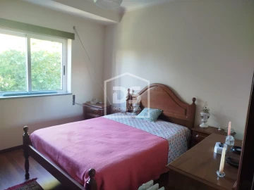 Apartamento T2 para Venda em Currelos, Papízios e Sobral