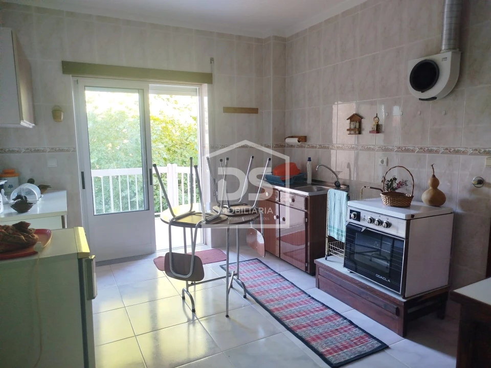 Apartamento T2 para Venda em Currelos, Papízios e Sobral Foto 27