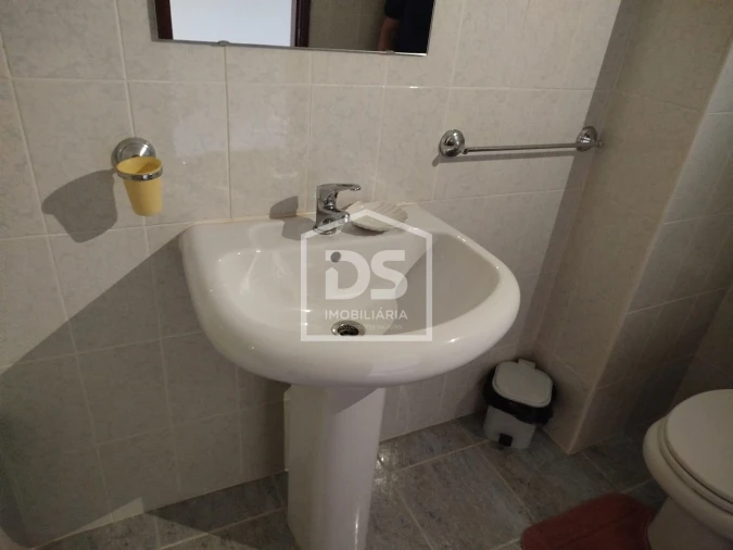 Apartamento T2 para Venda em Currelos, Papízios e Sobral Foto 9